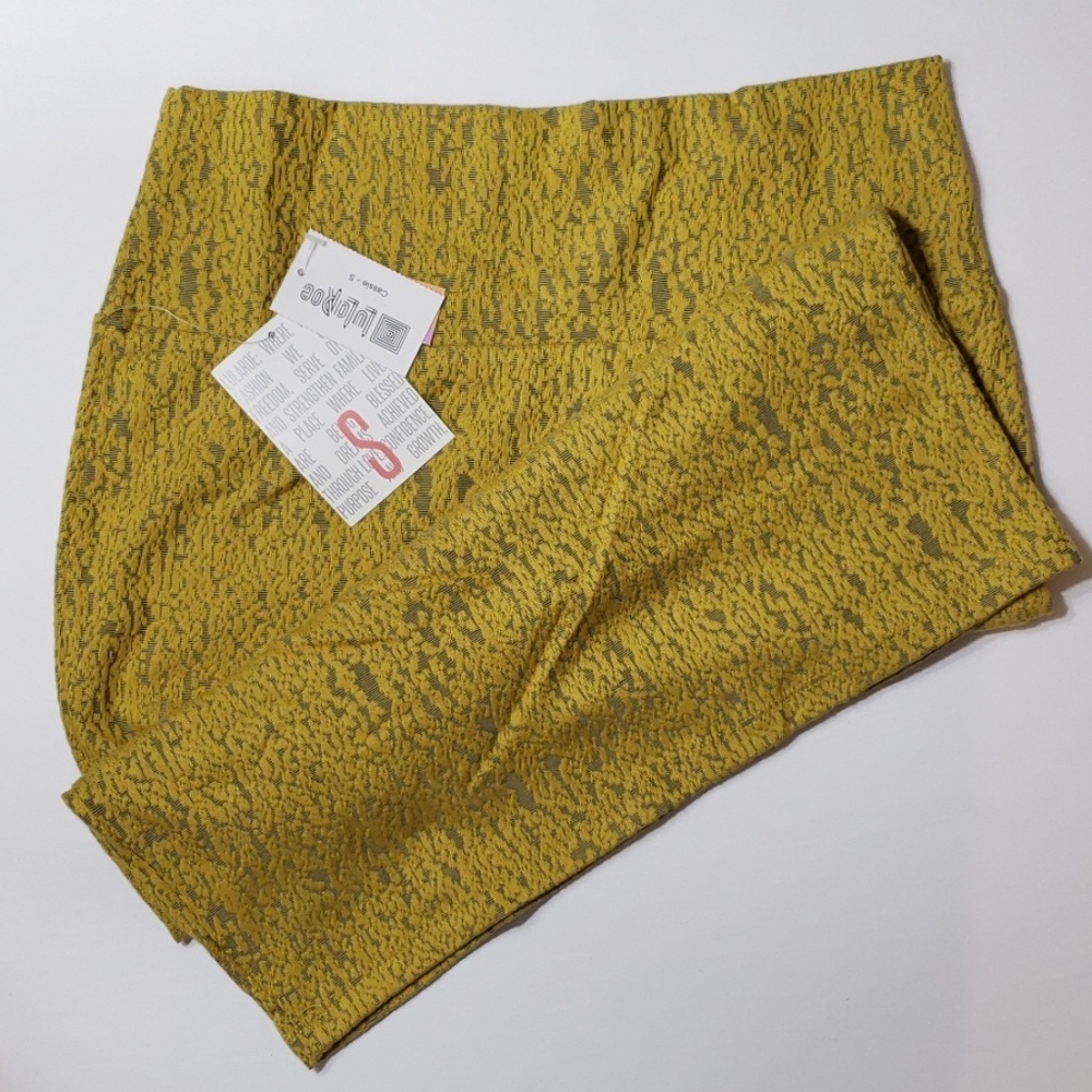 LuLaRoe Cassie Skirt